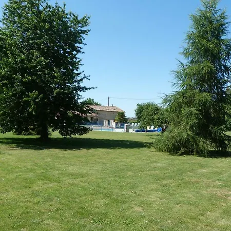 Le Chatenet Дом отдыха *