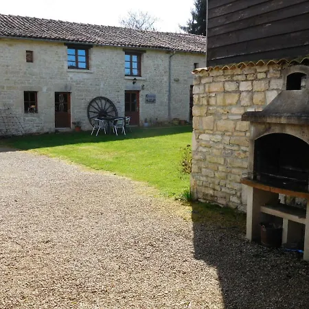 Le Chatenet Feriehus