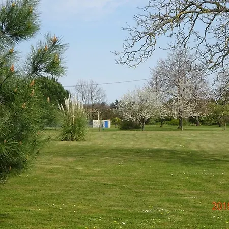 Le Chatenet Дом отдыха *